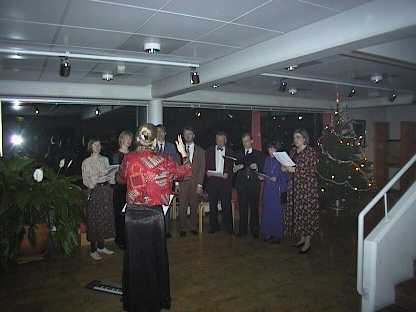 KorFint synger p� julebordet i 1997